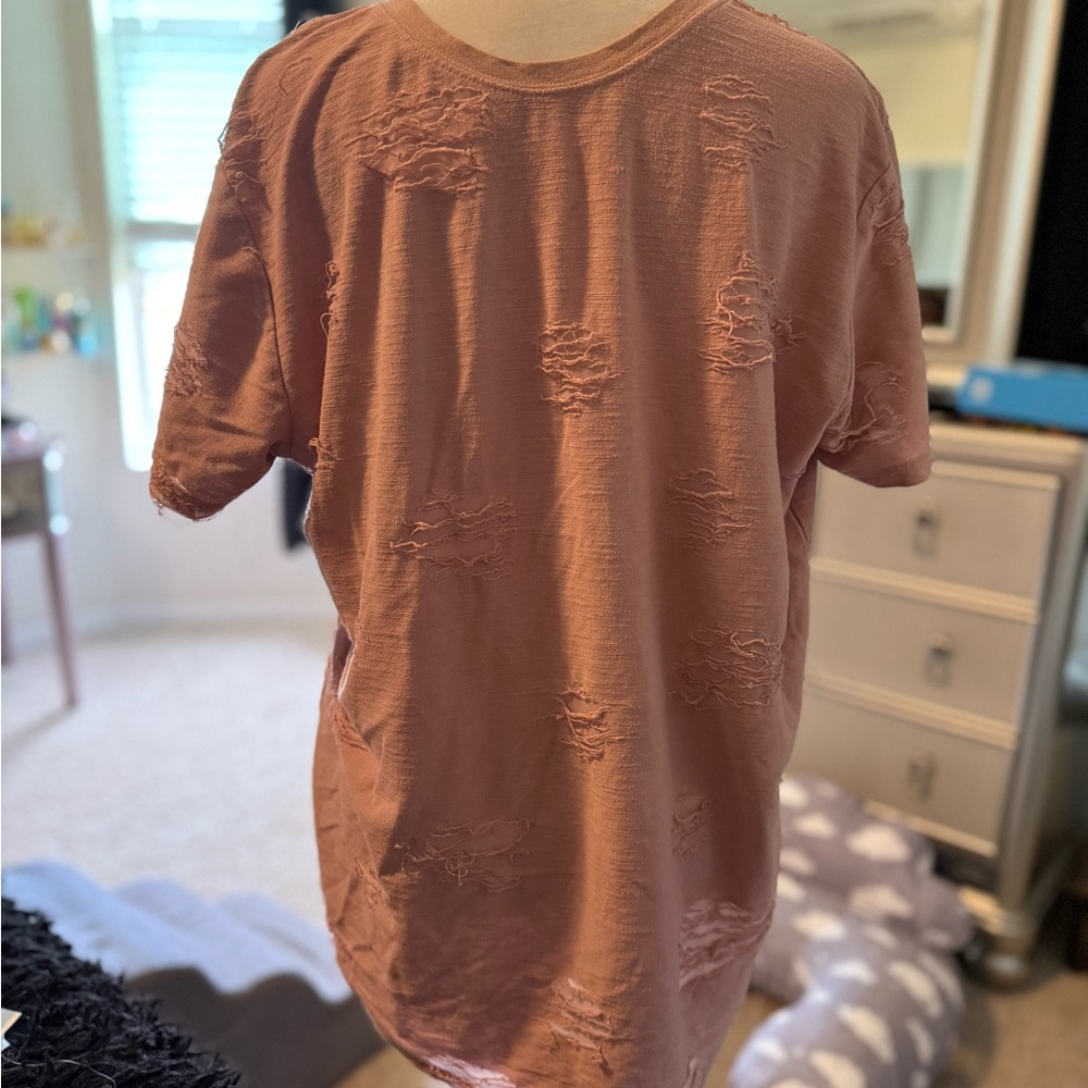Calvin Klein Men's Distressed Tee in Pink